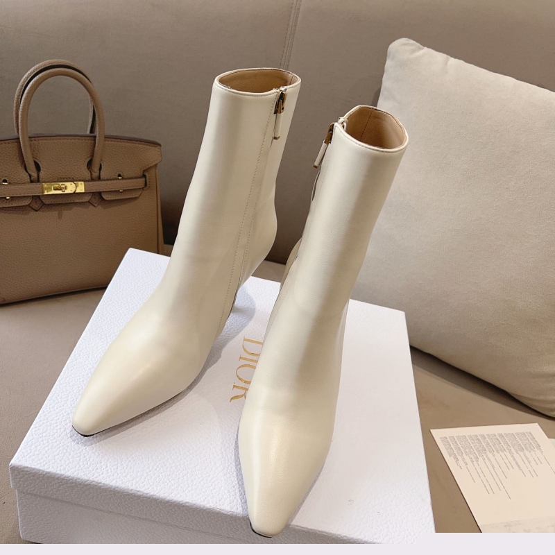 ch**an D*or boots